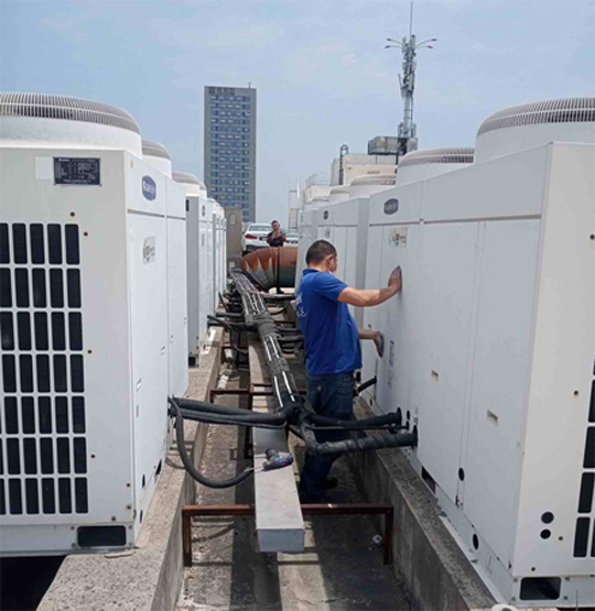 达尔罕茂明中央空调制热和不制冷系统维修方法