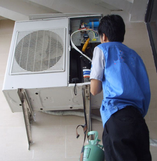 达尔罕茂明空调开机无反应维修